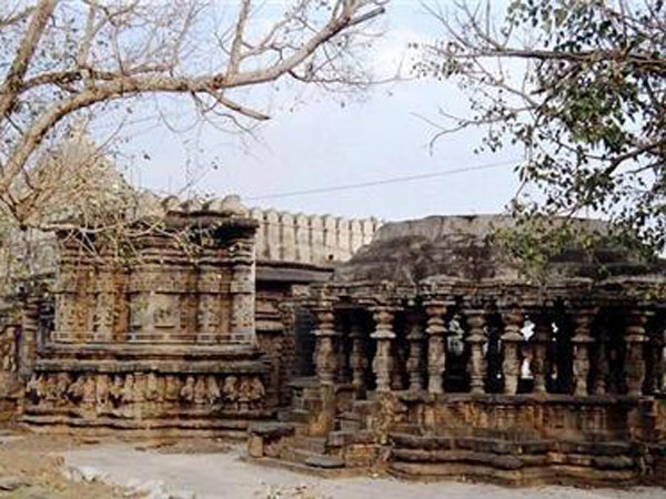 కోపేశ్వర దేవాలయం, కొల్లాపుర్