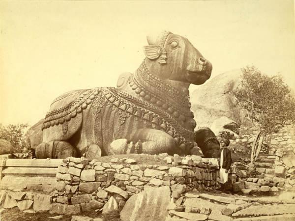చాముండి బెట్ట క్రీస్తుశకం 1870లో తీసింది.