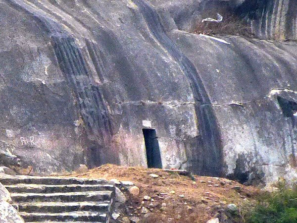 బారాబర్ గుహలు, బీహార్
