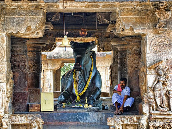 హంపి, విరూపాక్ష దేవాలయం