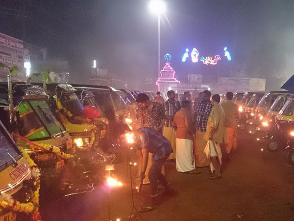 బ్రహ్మనేతరులు పూజారులు