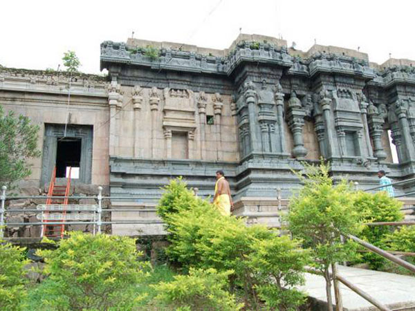 దక్షిణ భారత ఖజురహో, ఖిల్లా రామాలయం, డిచ్ పల్లి