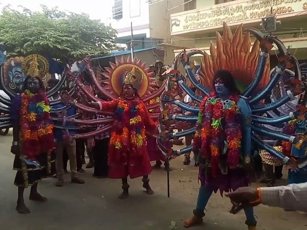 భీమవరం, మావూళ్లమ్మ