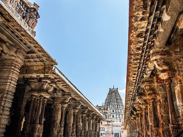 హంపి, విరూపాక్ష దేవాలయం