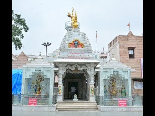 నిత్యం కదులుతూ ఉంటుంది