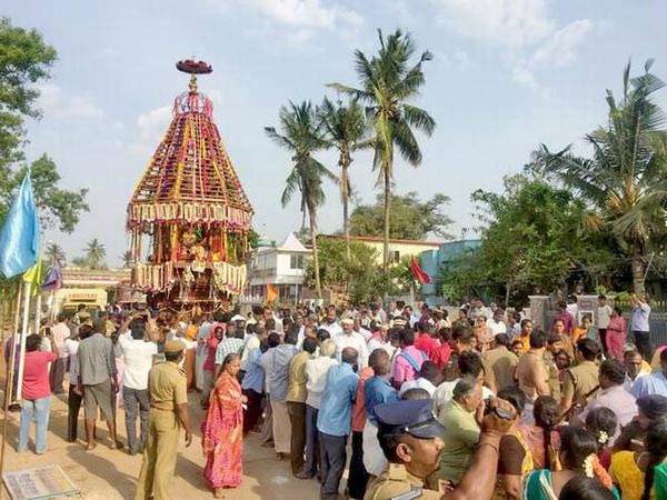 దేనుపురేశ్వర దేవాలయం