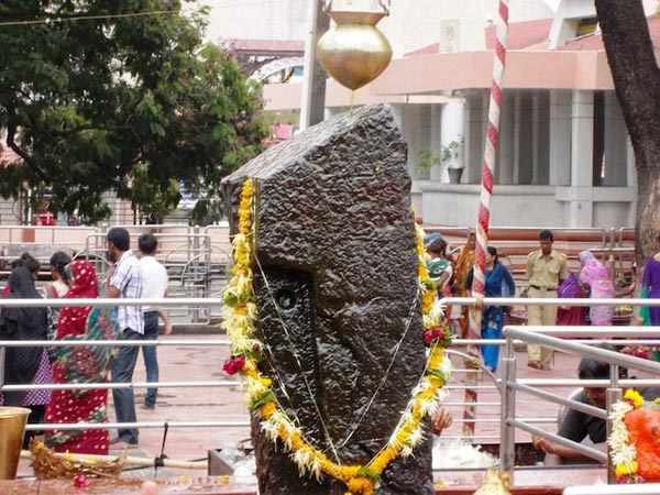 శని శింగనాపూర్