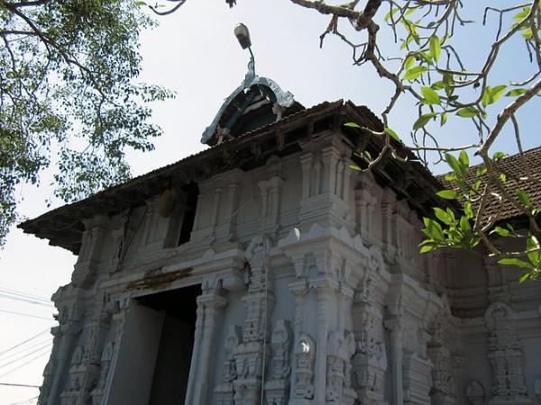 నలంబలం తీర్థయాత్ర