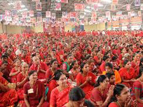 మరువత్తూర్ లో ఉన్న అరుల్మిగు ఆదిపరాశక్తి పీఠం