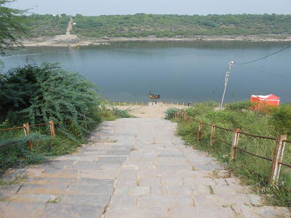 సత్రశాల