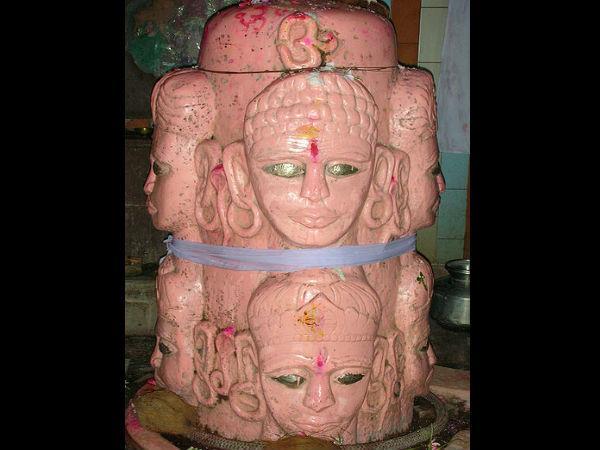 అర్థనారీశ్వర లింగం