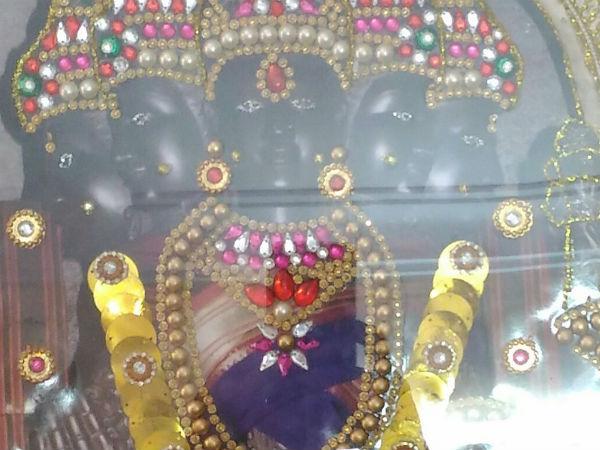 గాయిత్రీ దేవాలయం, తడాస్