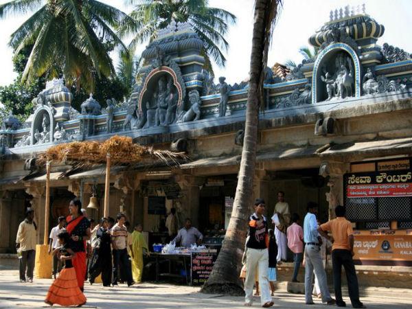 కళశేశ్వర స్వామి, కళశ