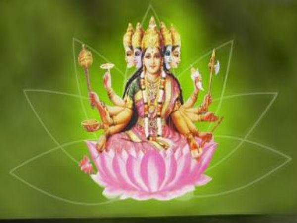 గాయిత్రీ దేవాలయం, తడాస్