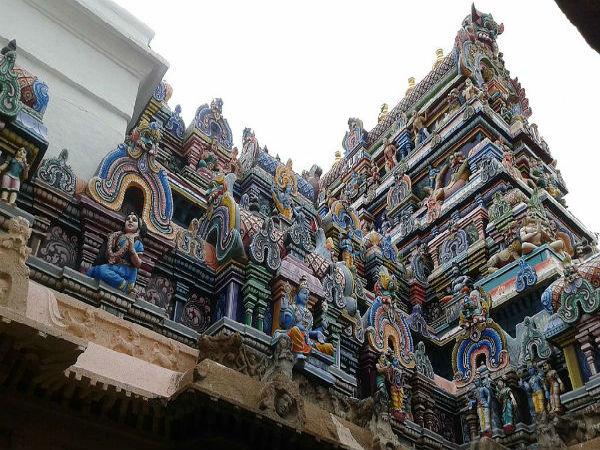 షాన్బాగ్ తోపు మీన్వెటై పారై వాటర్ ఫాల్స్