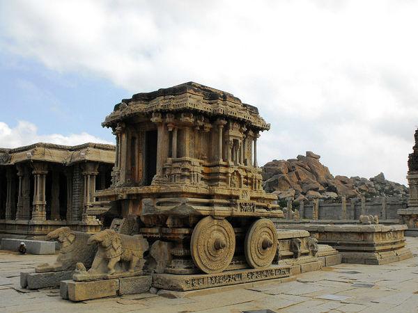 హంపి పేరు వినగానే