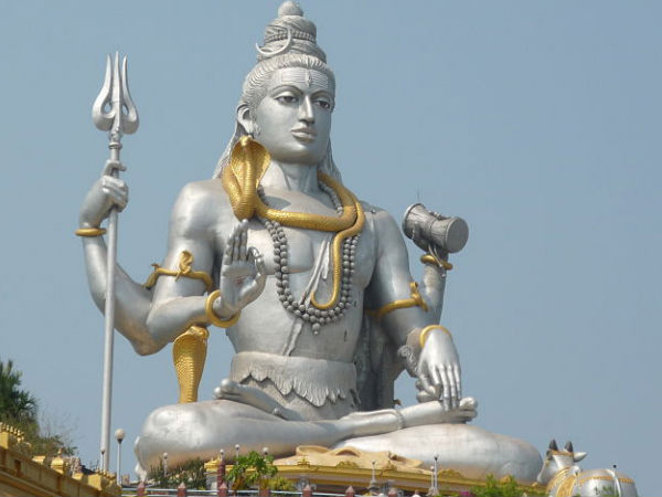 అప్పుడు వినాయకుడు నారదుడు చెప్పినట్లు,