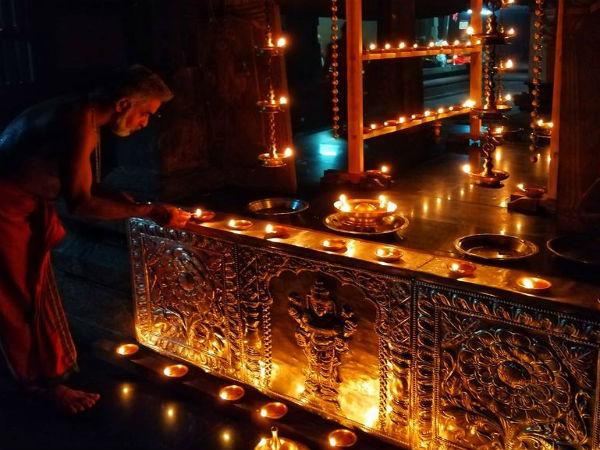 ఏడు రోజులపాటు వార్షికోత్సవాలు