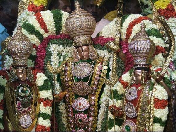 తిరుమల శ్రీవెంకటేశ్వరుడు శ్రీనివాస మంగాపురంలోని శ్రీనివాసుడు