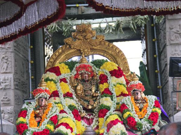 తిరుమల శ్రీనివాసుడు, తిరుపతి గోవిందరాజులు రెండూ విష్ణు స్వరూపాలే