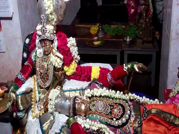 అత్యంత నయన శోభితంగా ఉన్న ఈ ప్రాంగణం చూపరులను అమితంగా ఆకర్షిస్తుంది.