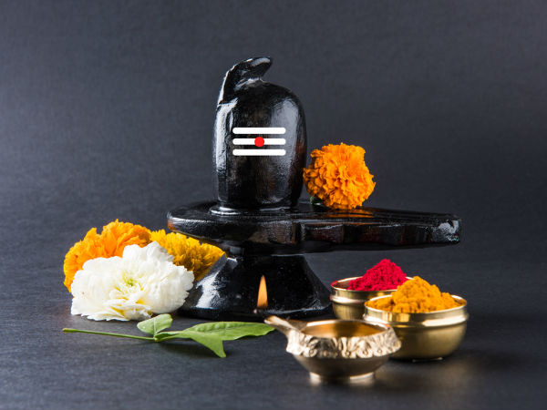 జింక చర్మం తొలగించి చూడగా అక్కడ శివలింగం దర్శనం