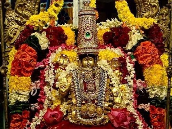స్థానిక కథనం ప్రకారం,
