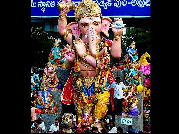 అందుకే ఏటా జరిగే వార్షికోత్సవాల్లో పాల్గొనడానికి