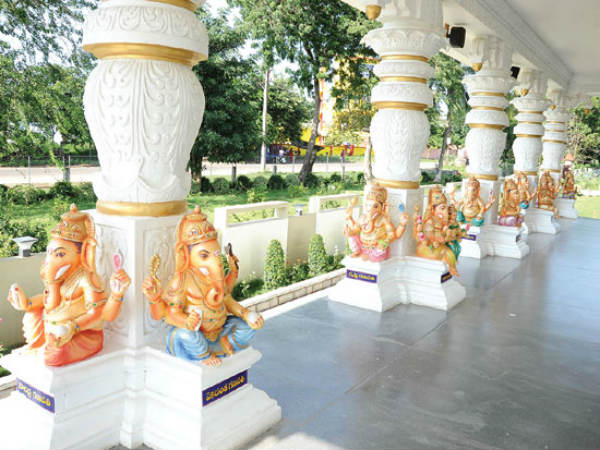 ఈ ఆలయంలో స్వామివారి విగ్రహ ప్రతిష్ఠా మహోత్సవం
