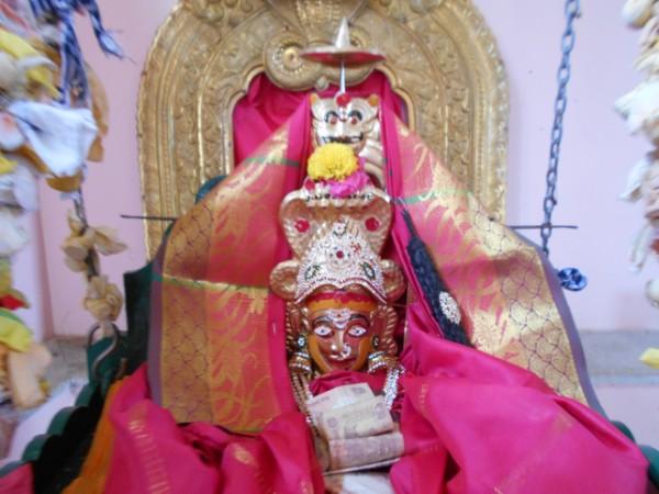 సుబ్రహ్మణ్యునికి మరో రూపం అయిన నాగదేవతకు షష్ఠి రోజున