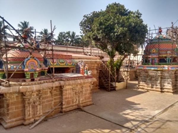 ఆలయ నిర్మాణం: