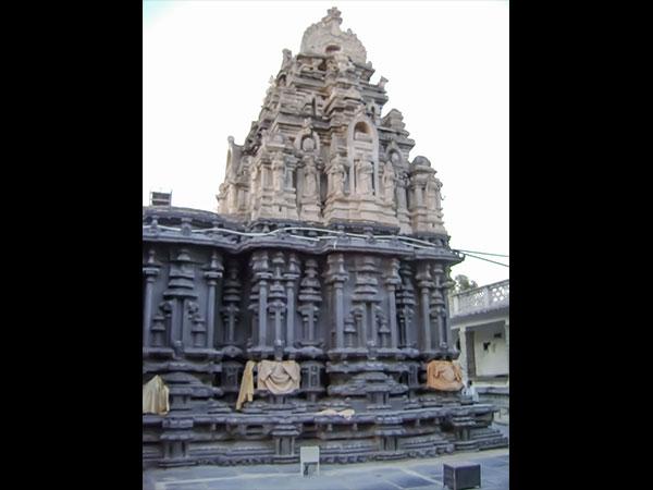 ఆలయ ప్రత్యేకతలు: