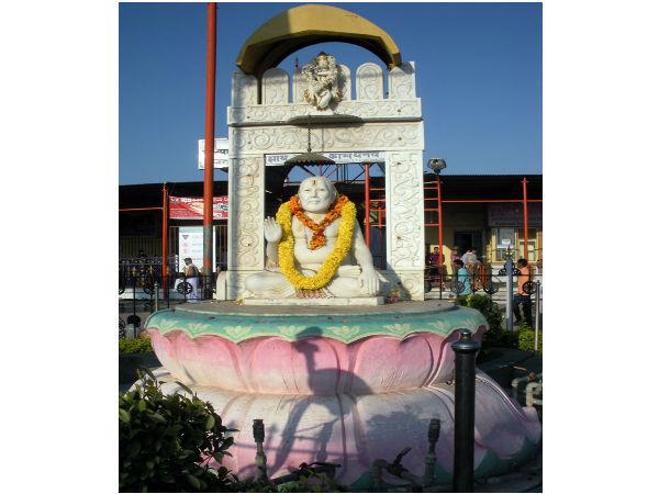 శ్రీ రాఘవేంద్ర రాయరు