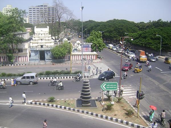 మధ్యకైలాష్ ఆలయం ఎక్కడ ఉంది