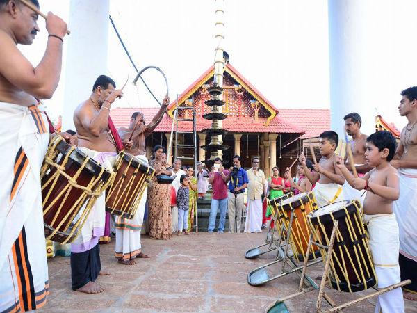 సౌందర్యానికి దేవుడు