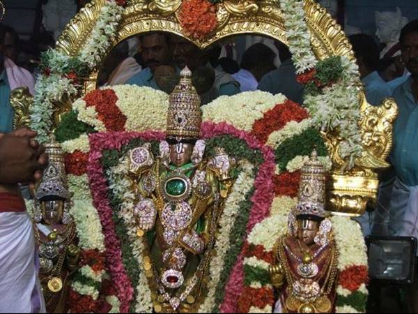 నేషనల్ పార్క్ చుట్టూ చూడవల్సిన ప్రదేశాలు