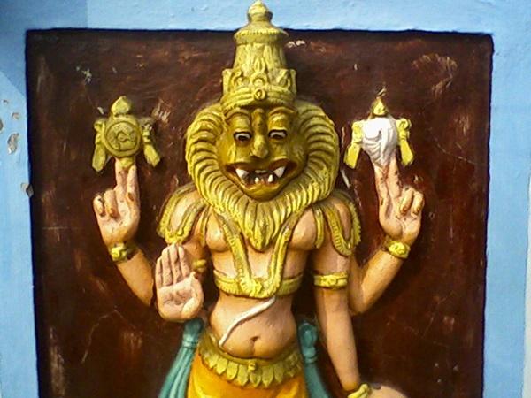 ఇక్కడ దేవాలయానికి సౌమ్య నారాయన దేవాలయం అని
