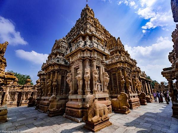 భారతీయ శిల్పకళా నైపుణ్యానికి, శాస్త్ర విజ్ఝాన కళా వైభవానికి కలికితురాయి
