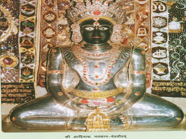 గోదావరి తీరంలోనూ జైన తీర్థంకరులు ఆనవాళ్ళున్నాయి