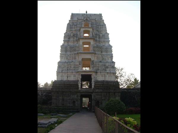 పంచ నందీశ్వర ఆలయం