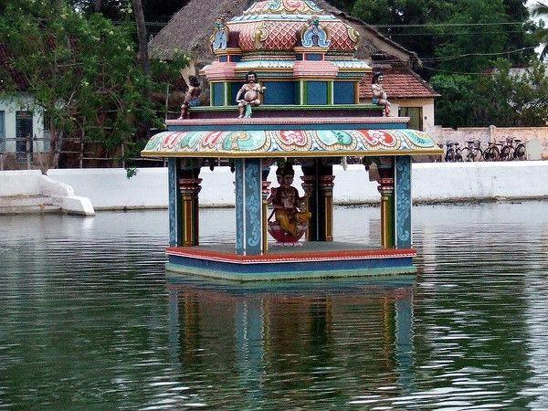 తిరునల్లార్ ఎలా చేరుకోవాలి ?