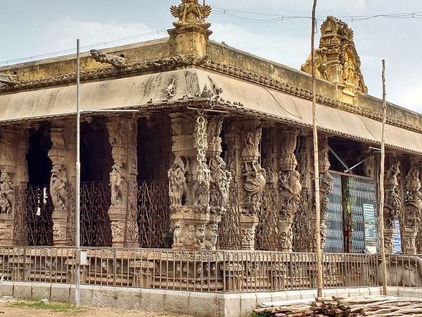 కంచిలో దర్శించవల్సిన ఇతర ప్రదేశాలు :
