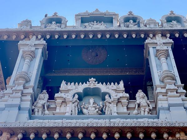 51 లేదా 101 ప్రదక్షిణలు
