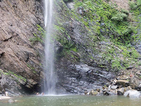 కూడ్లు తీర్థ జలపాతం