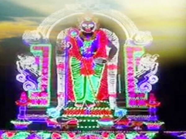 అత్తిలి వాసులకు శ్రీ వల్లీదేవసేనాసమేత సమేత సుబ్రహ్మణ్యేశ్వరస్వామి ఆరాధ్య దైవం.