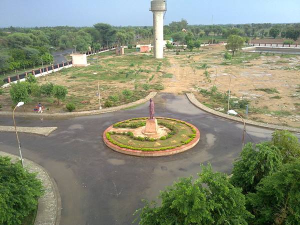 సిర్సా ఎలా చేరుకోవాలి ?