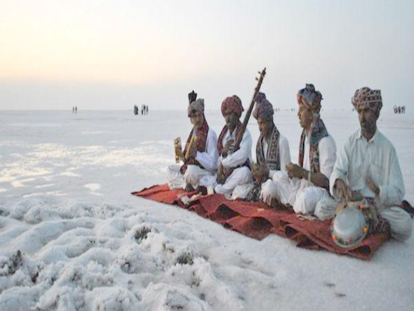 24-1424773693-rann-utsav-begins-11475093753-1663676418.jpg -Properties 24-1424773693-rann-utsav-begins-11475093753-1663676418.jpg -Properties