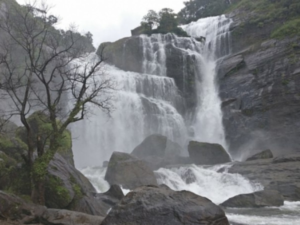 కిలోమీటరు నడక తప్పనిసరి